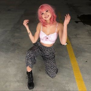 FLORAL NAVY BLUE AND WHITE FLOWEY PANTS